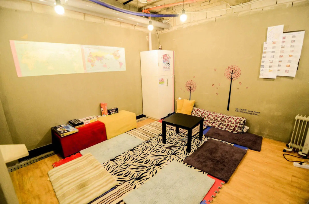 Kimchee Sinchon Guesthouse