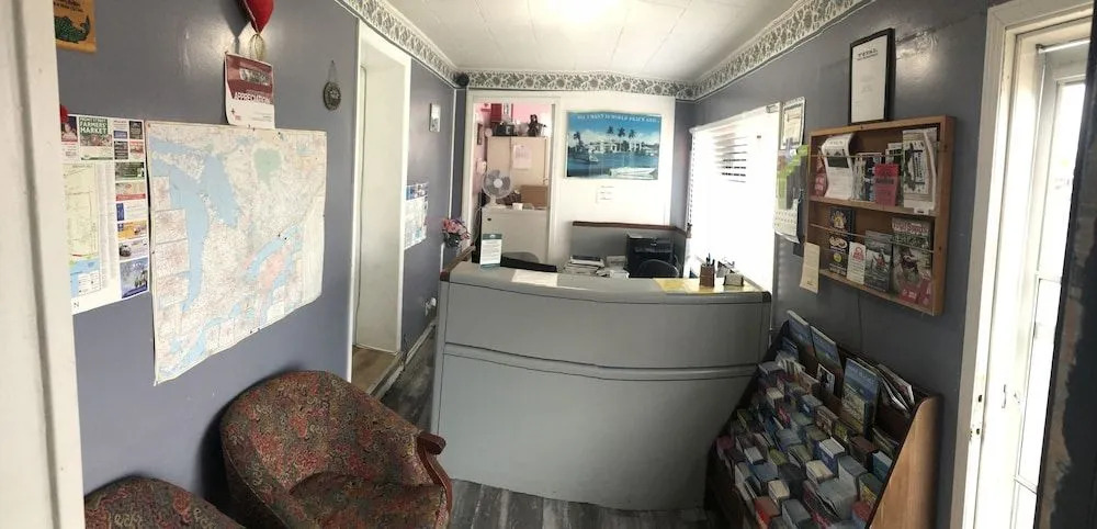 Guest Inn Motel