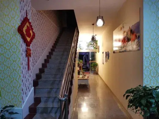 Yuxi Jinyan Hotel