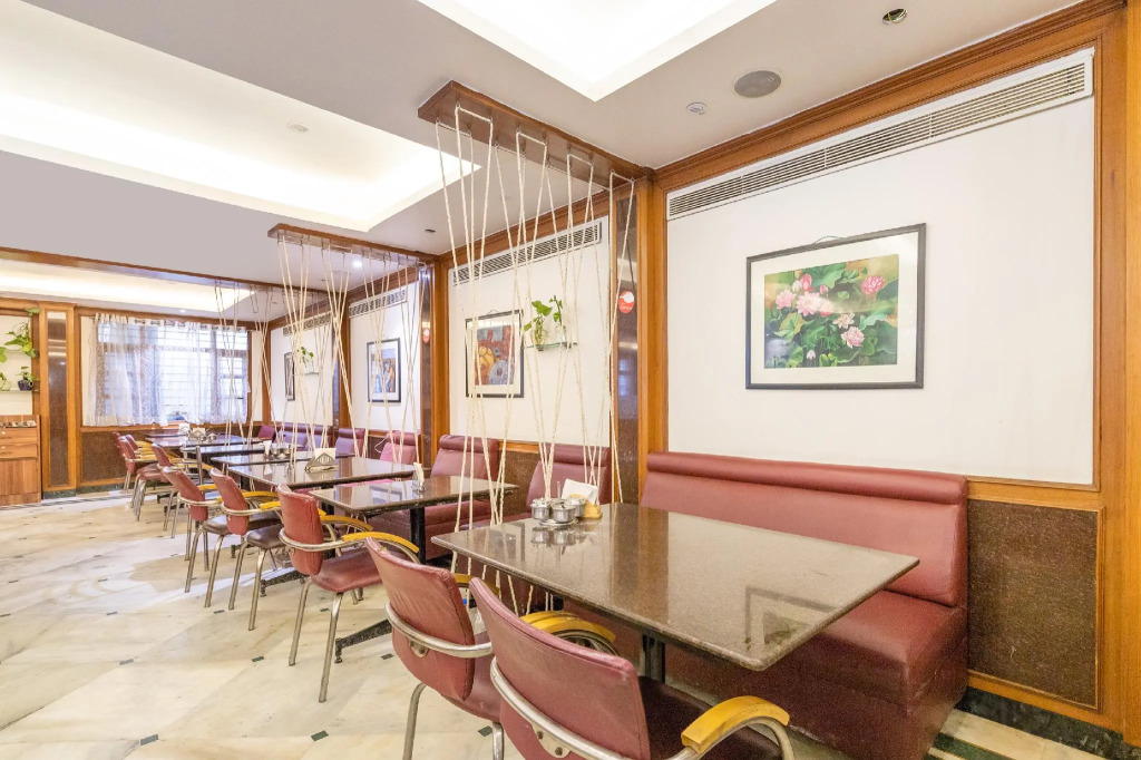 Capital O 797 Adarsh Inn