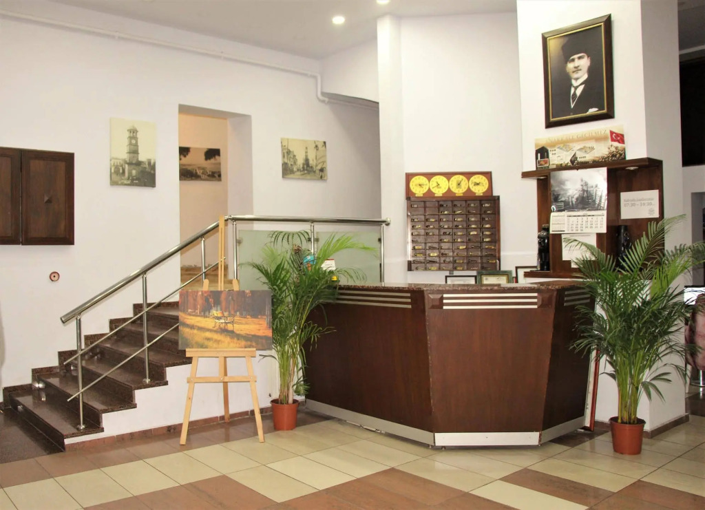 Grand Ece Otel