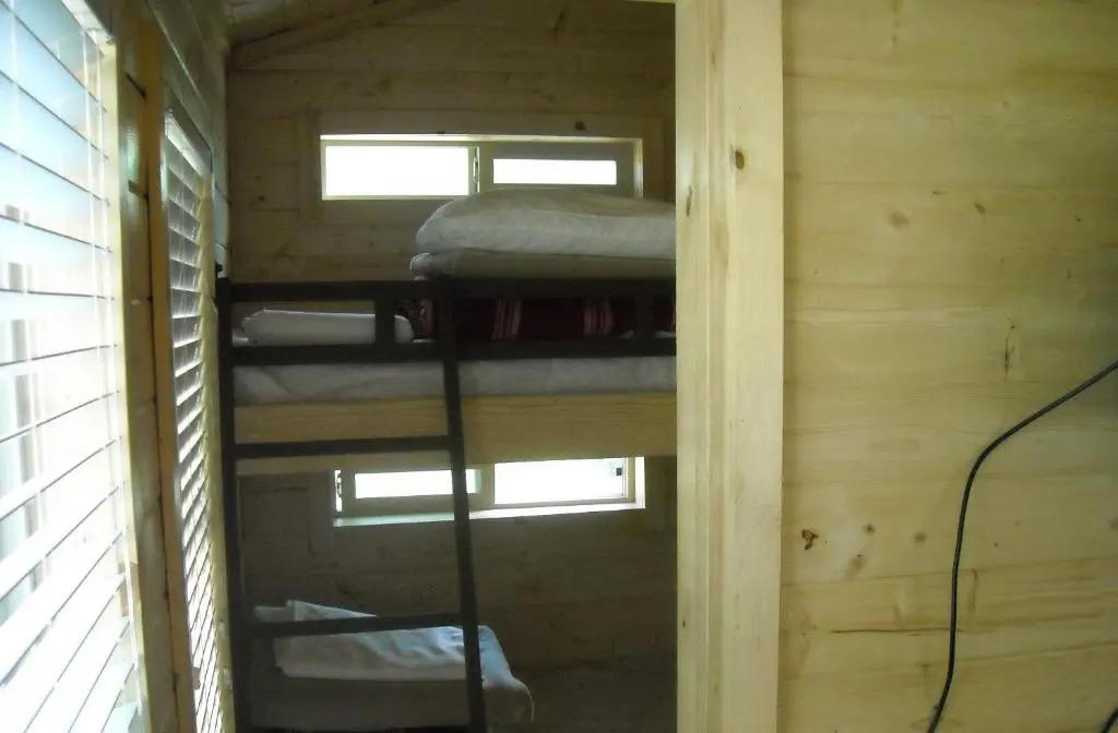 Yosemite Lakes Wheelchair Accessible Cottage 53