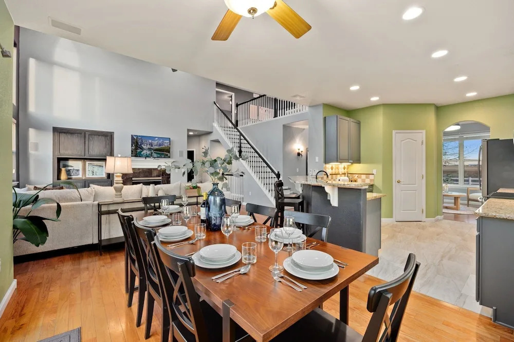 Spacious Home W/ Fun Amenities | Lake & Mtn Views