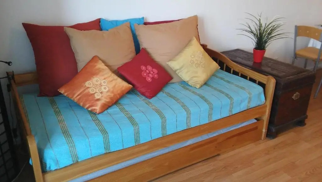 Zen Newton Apartment