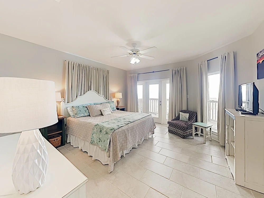 New Listing! Gulf-view Beachfront Getaway W/ Pool 5 Bedroom Duplex