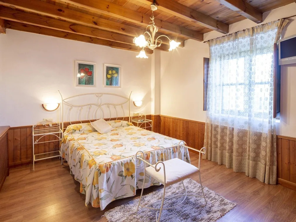 Lovely Apartment in Colunga near Sea Beach