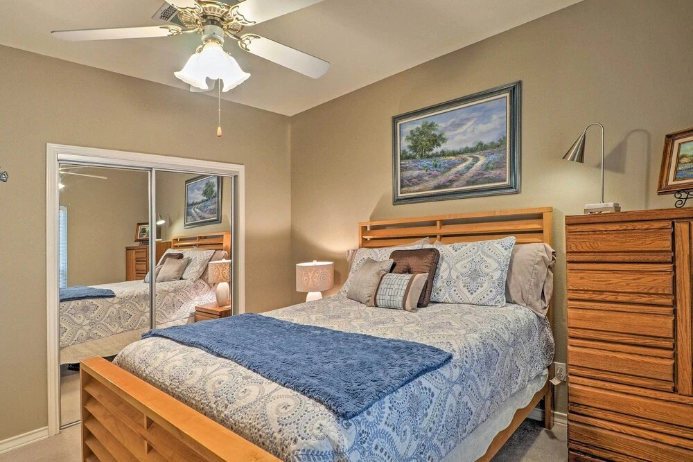 Round Rock Lakefront Home w/ Water Toys & Fire Pit