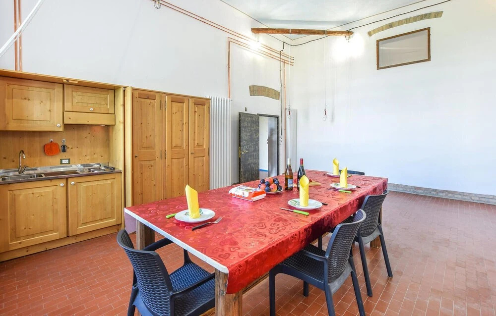 Gorgeous Home In Monselice With Wifi