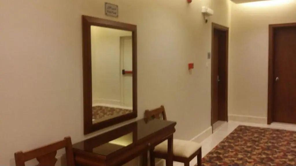 Khozama Al Jewa Hotel Apartments