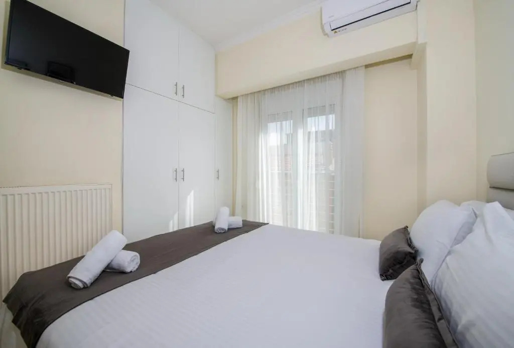 Center Manolia Dream 3 Bedroom Apartment 100m away from the beach