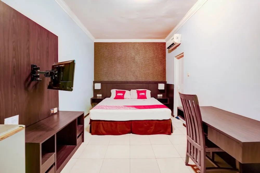 Hotel 22 by OYO Rooms