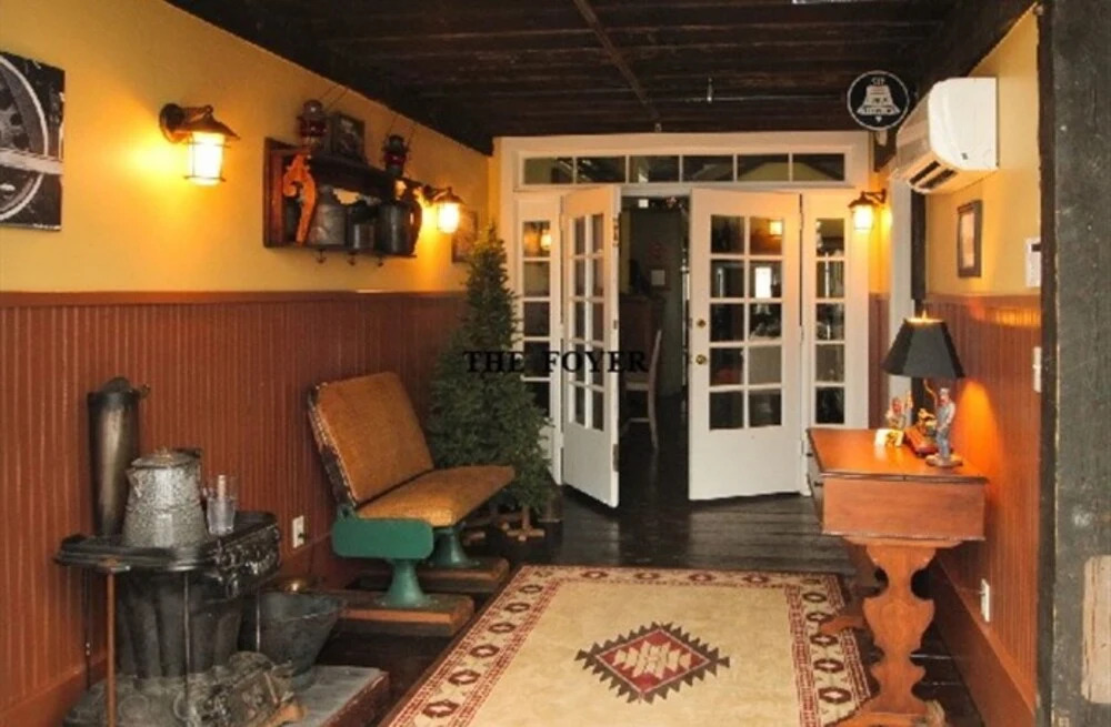 Riley's Railhouse Bed & Breakfast
