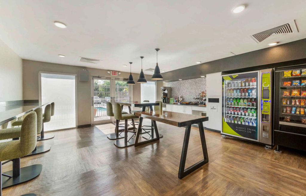 Extended Stay America Premier Suites - Miami - Airport - Doral - 25th Street
