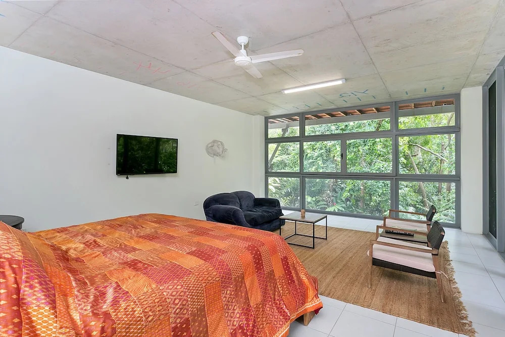 Veldree Palm Cove Rainforest Privacy