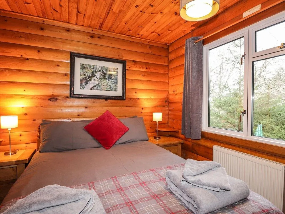 Rowan Lodge