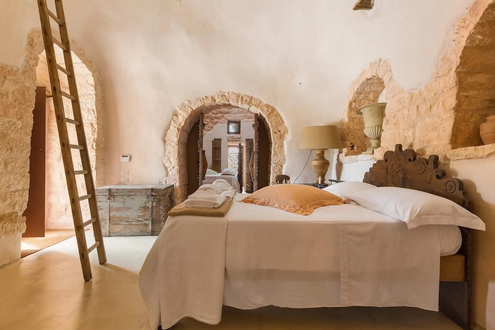 Trulli di Monte Reale by Perle di Puglia