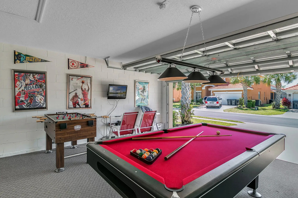SO106CA - 4 beds pool home - Gated resort, Davenport, US