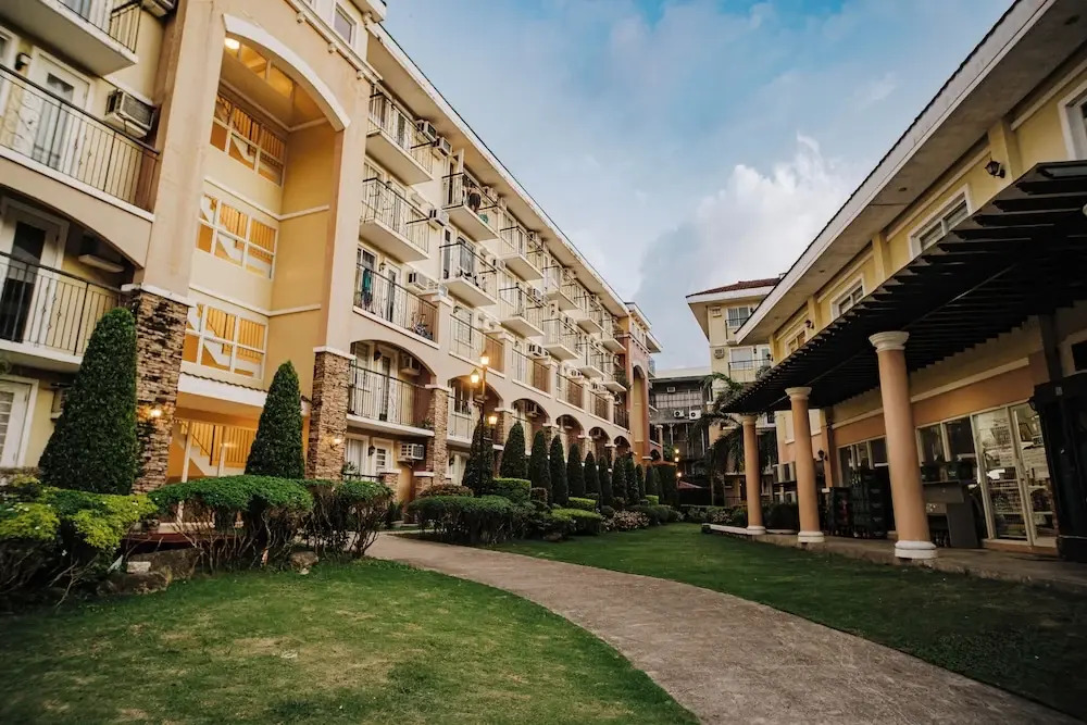 Stylish Serene Stay in Davao City