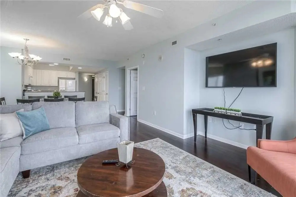 North Tower #809 Condominium 4 Bedrooms 3 Bathrooms Condo