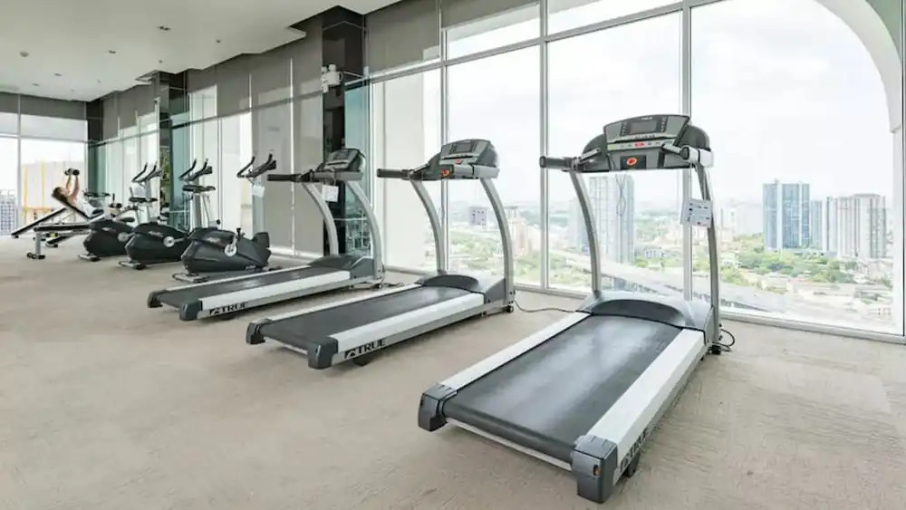 Highrise Cityview Aspire Condo Gym Pool