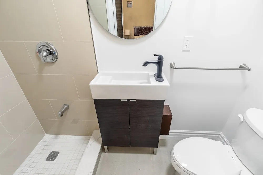 Chinatown Gem Guesthouse