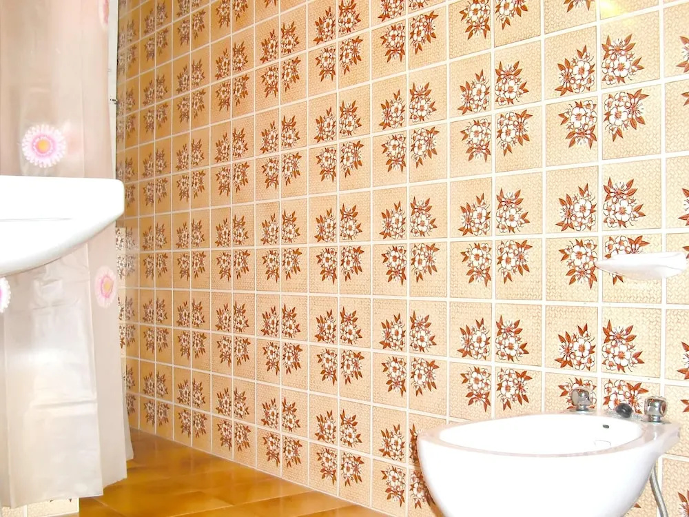 House With 4 Bedrooms in Ourol, With Wonderful Mountain View and Enclo