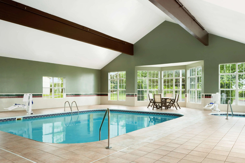 Country Inn & Suites by Radisson, Columbus West, OH