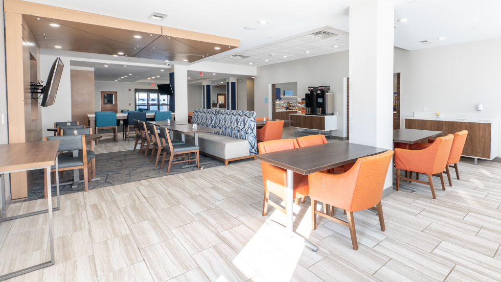 Holiday Inn Express Hotel & Suites Anderson by IHG