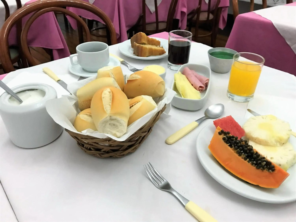Hotel São Jorge São Paulo - Próximo a 25 de março, região do Brás, fácil acesso ao Expo Center Norte e Mercado Municipal SP