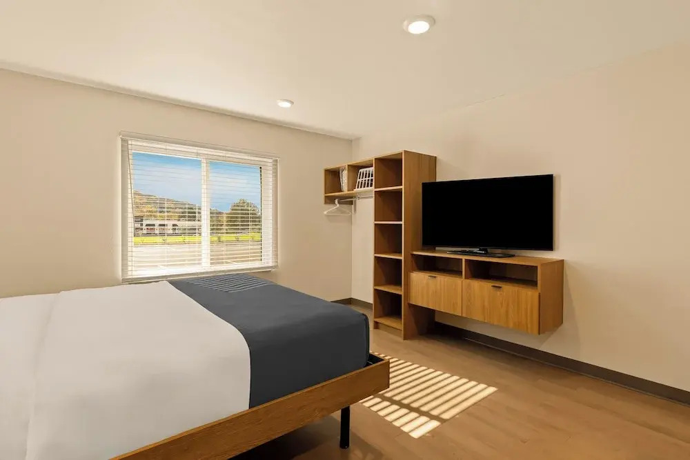LivAway Suites Nashville-Smyrna