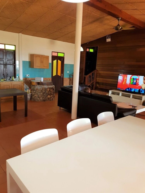 5 Islands Beach House Beautiful, 3-bedroom Beachfront Villa on Koh Sam