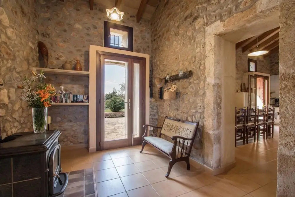 Villa - 3 Bedrooms with Pool - 103148