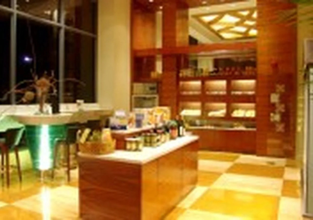 Grand Oriental Hotel