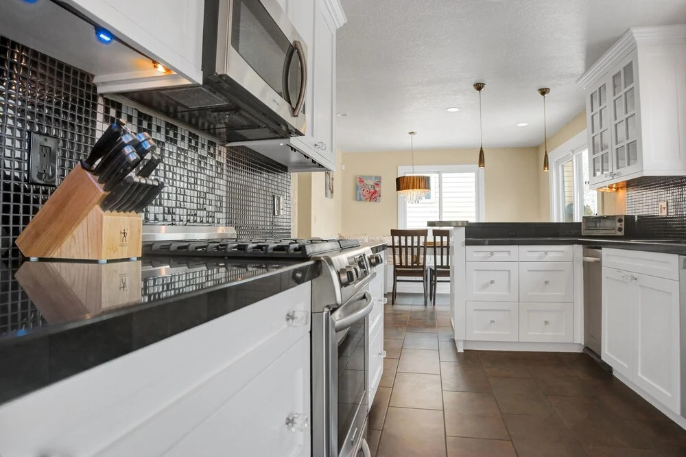 Prospector Place 5 Bedroom Home by RedAwning