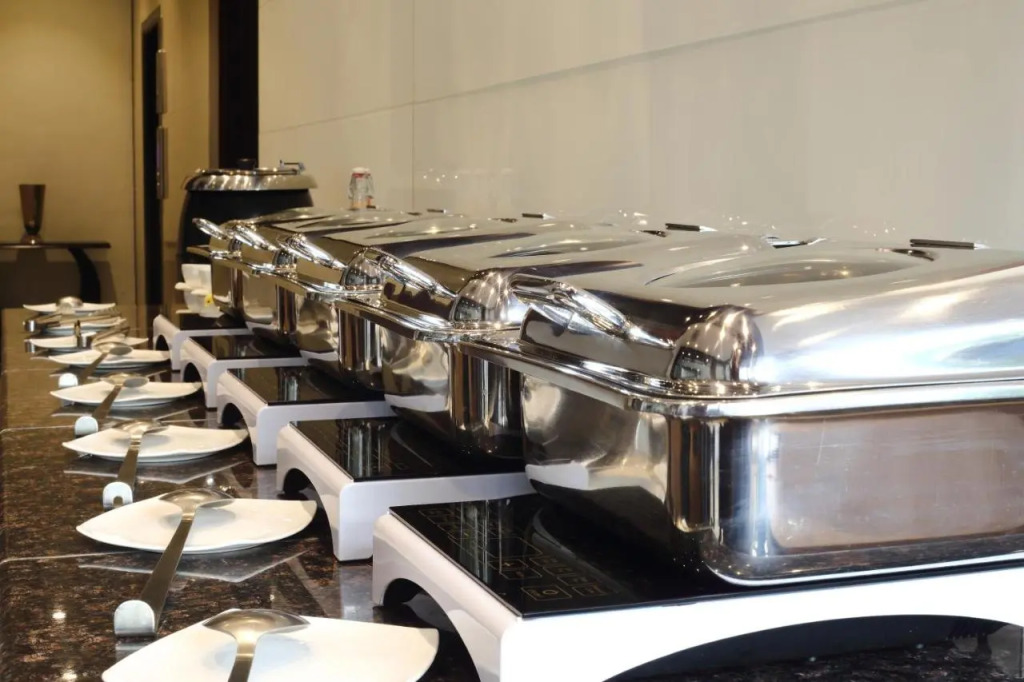 The Altruist Andheri Hotel