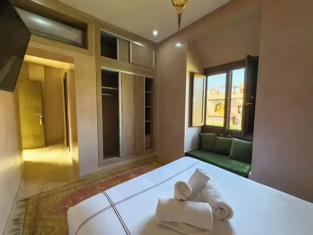 Riad Tonaroz