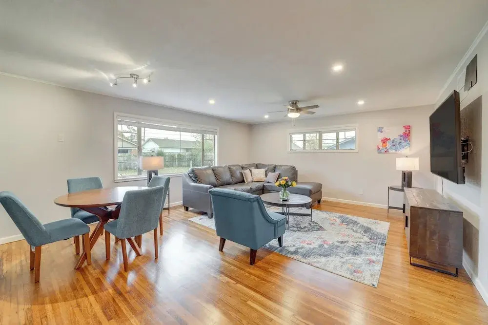 6 Mi to Dtwn: Dog-friendly Home w/ Yard in Tulsa