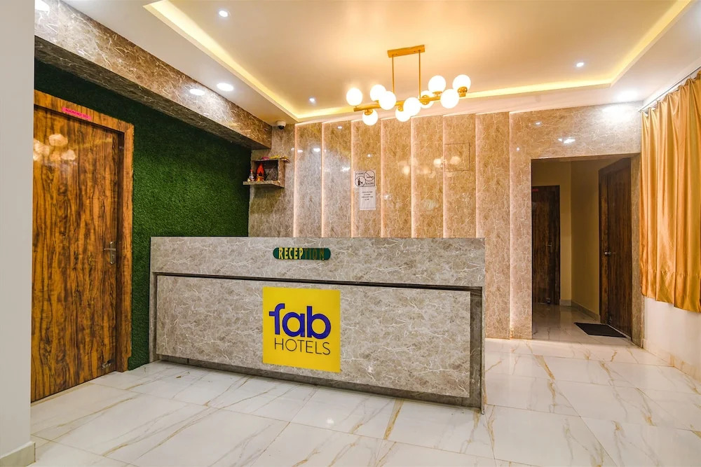 FabHotel Icon