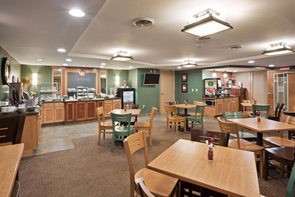 AmericInn by Wyndham Fort Pierre - Conference Center