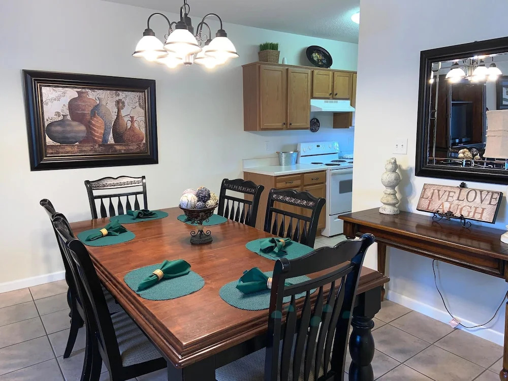 Whispering Pines 622