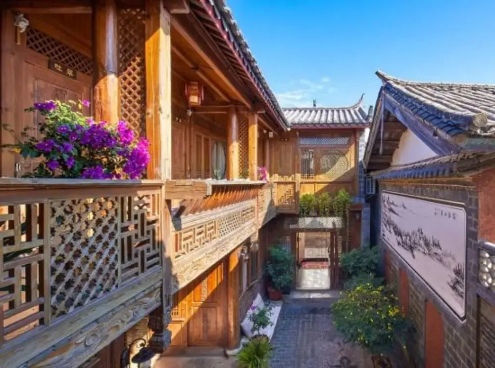 Floral Hotel Fan Tu Lijiang