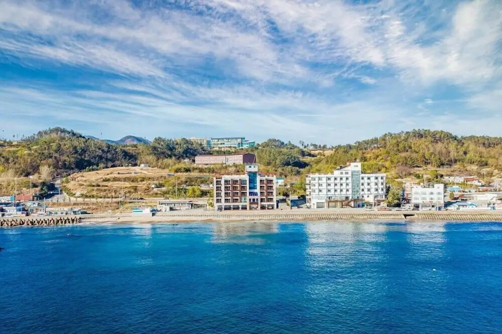 Sea Island Pension