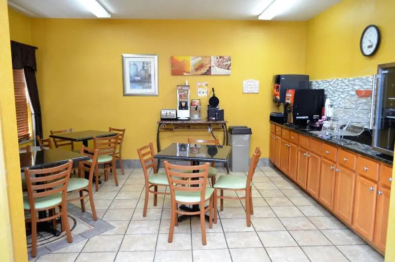 Baymont Inn & Suites