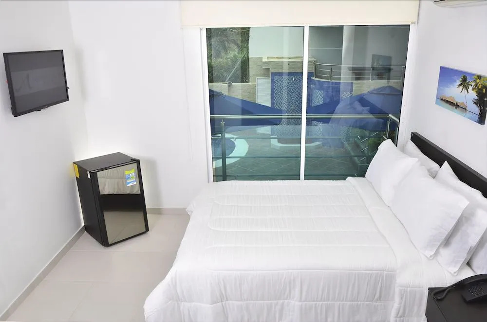 HOTEL AQUARELLA DEL MAR