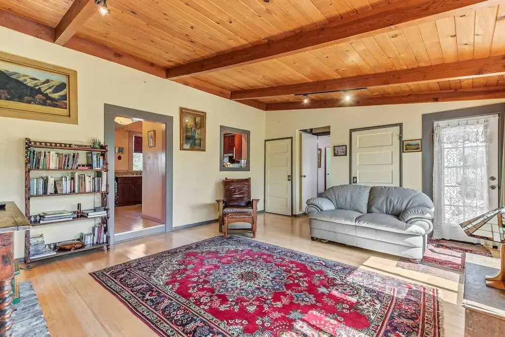 Lush And Warm 2br House In Sonoma 2 Bedroom Home by Redawning