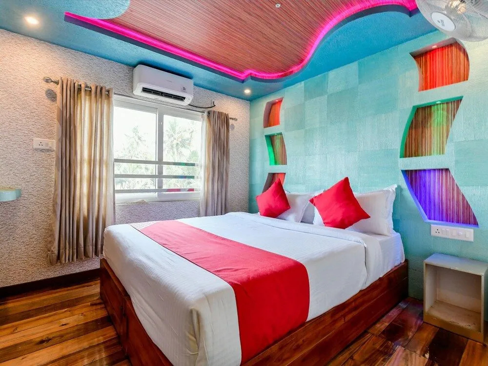 Oyo 24290 Houseboat Anugraha Deluxe
