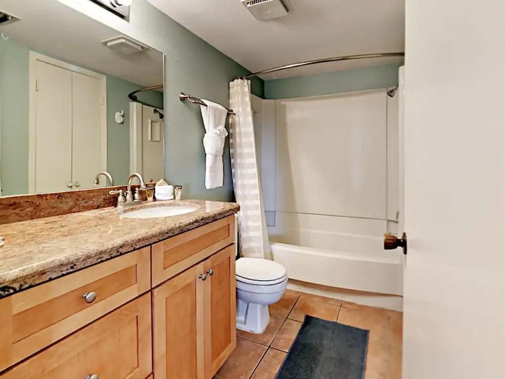 4400 Gulf Blvd Condo Unit 402