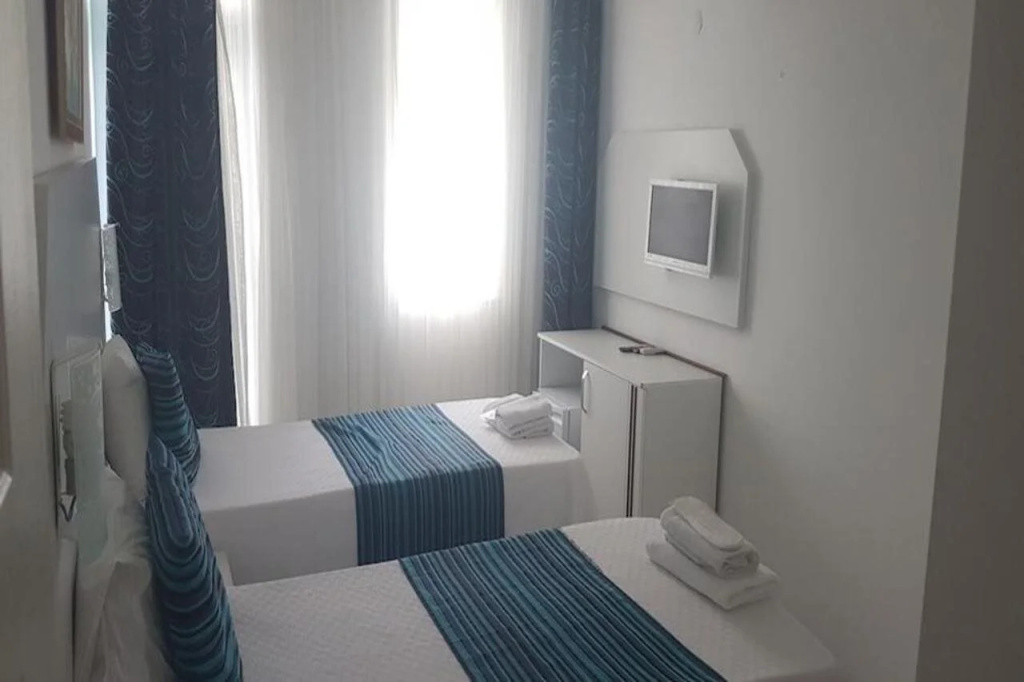 Teos Hotel