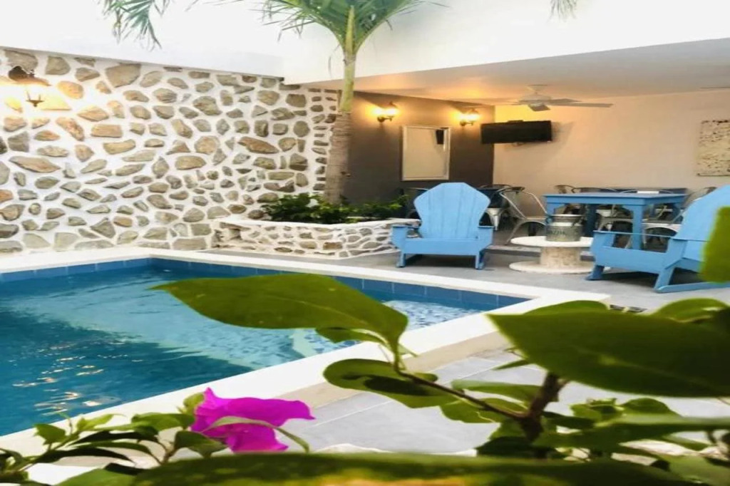 Hotel Adaz Mediterráneo
