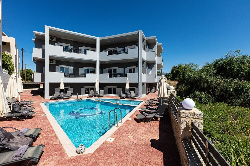 Helenas Aparthotel , Scaleta